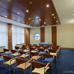 Mitte 4*