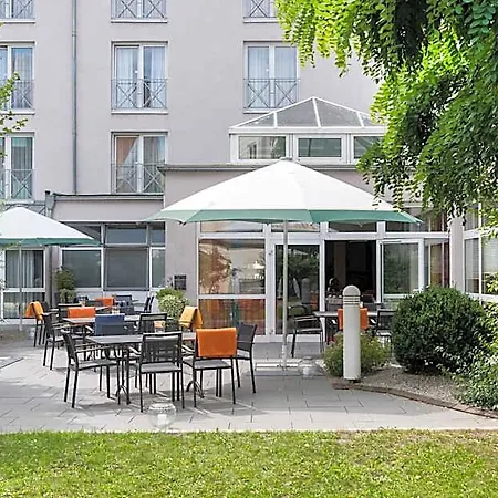 Hotel Mitte 4*